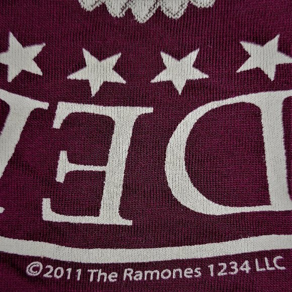 Ramones Seal Hey Ho Let's Go punk rock Official T-Shirt XXL NWT - Picture 4 of 4